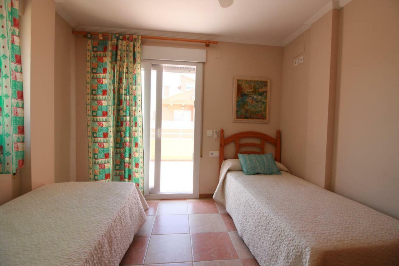 Oliva Holidays 3 Екстер'єр фото